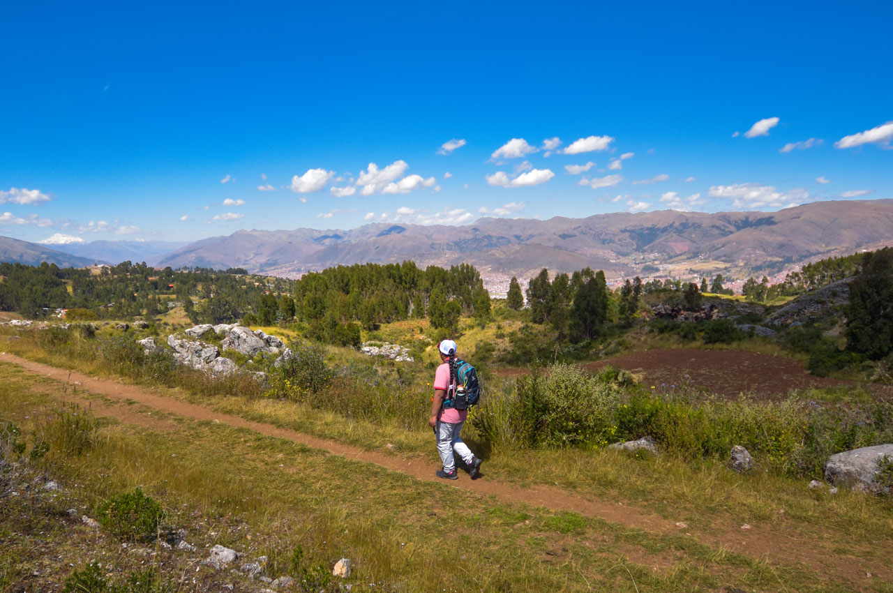 Camino hacia Inkilltambo